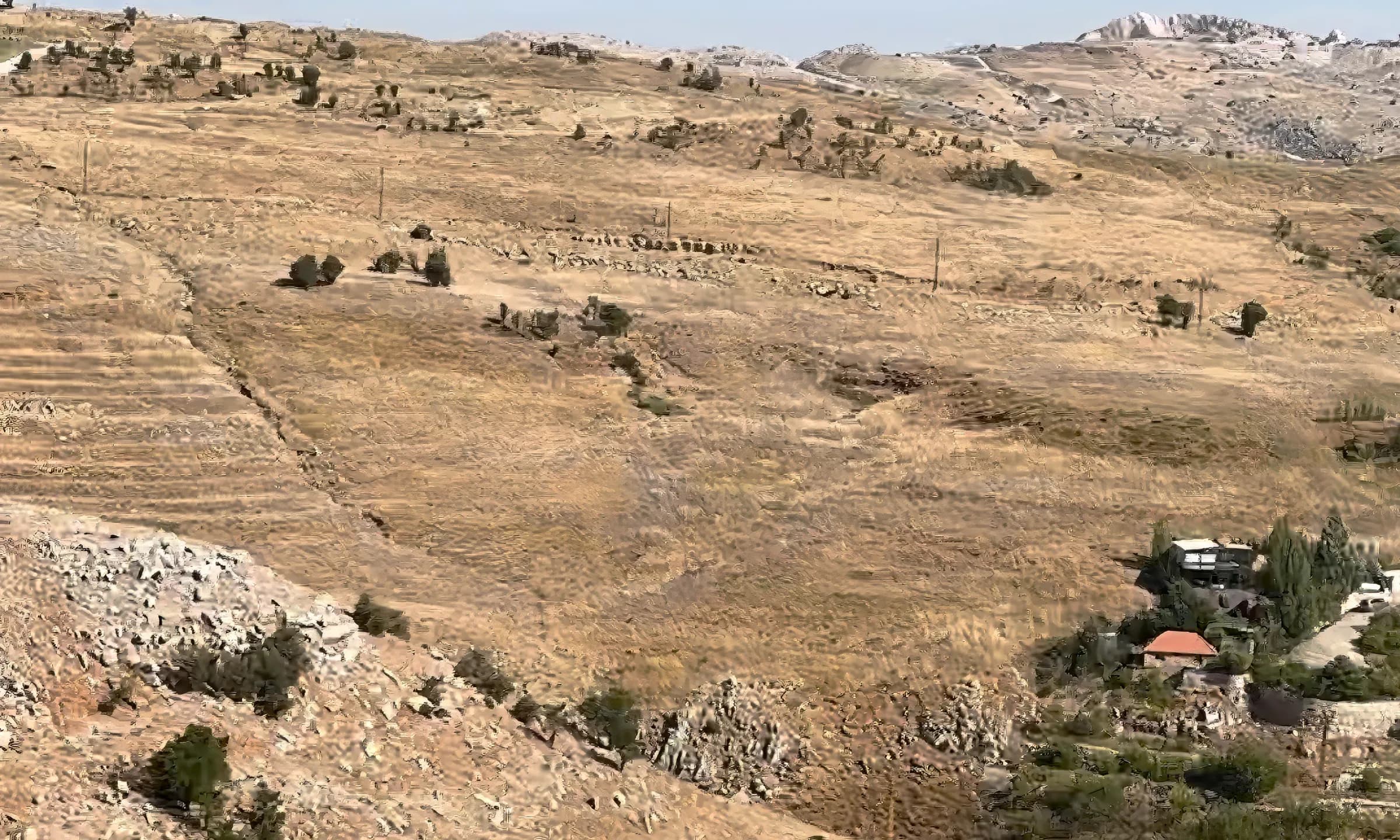 13,724 m2 Land for Sale in Dahr El Baydar